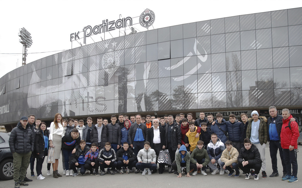 Gosti iz Severne Makedoniјe u poseti FK Partizan