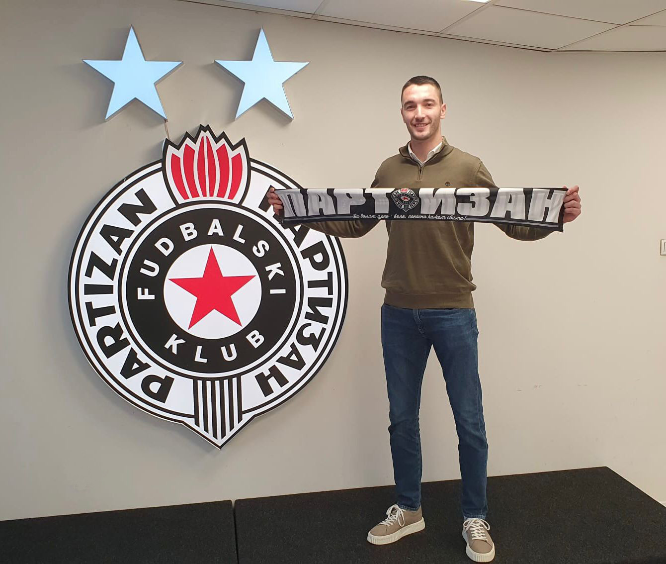 Milos Krunic new addition between the posts!