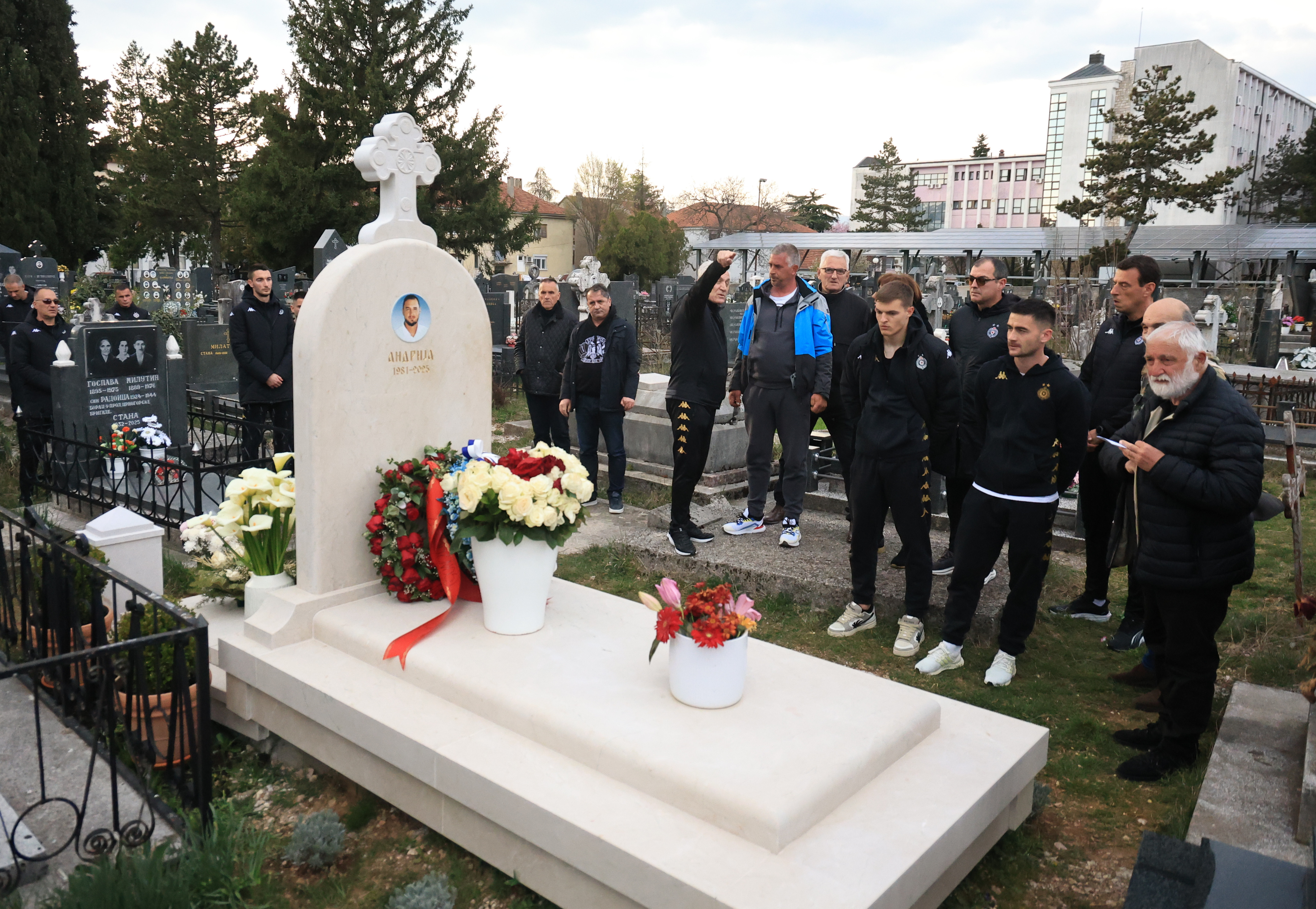 Položeni venci na grob Andrije Delibašića i Borislava Gajice Đurovića