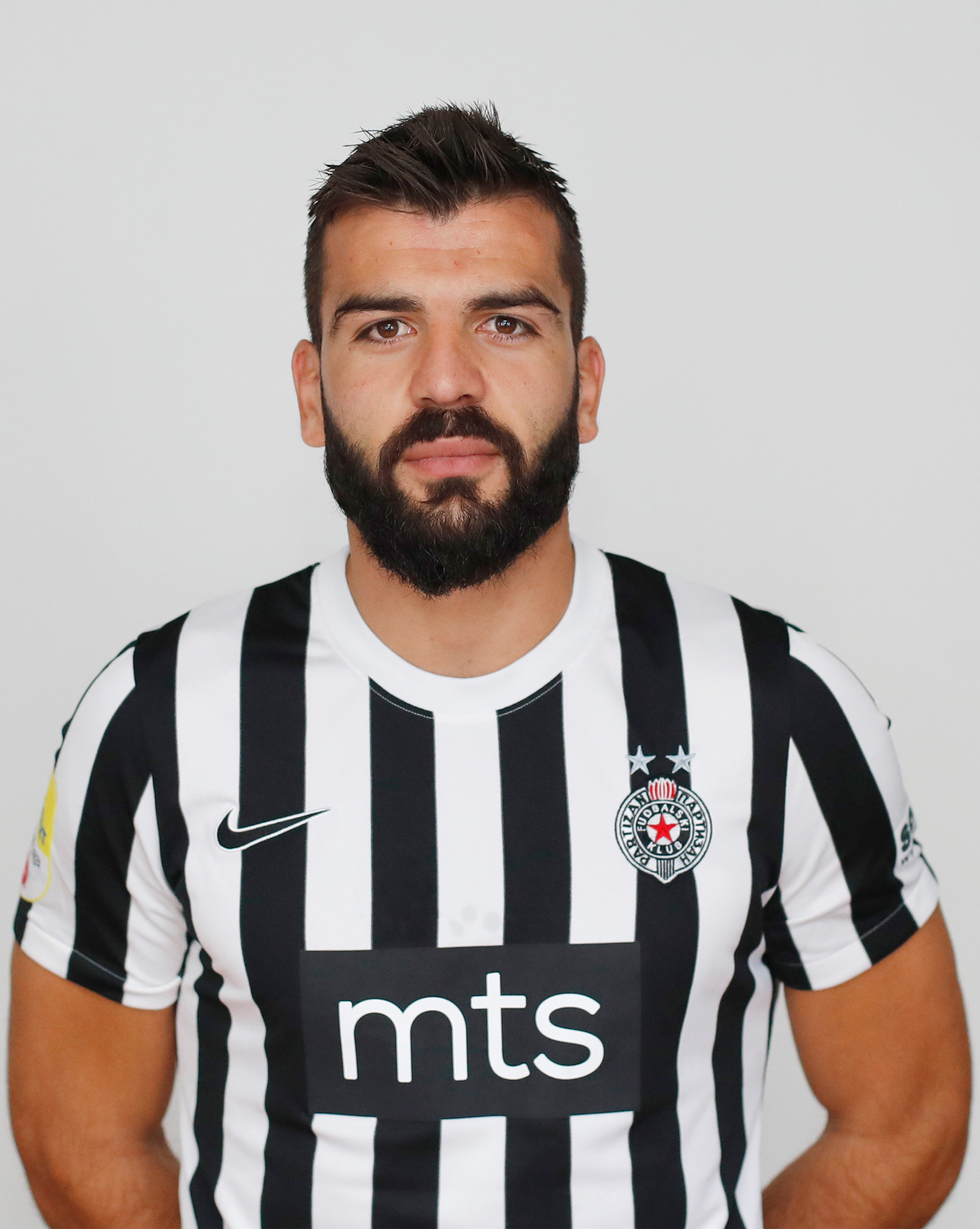 5 Vuјačić Igor